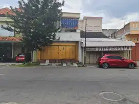 Ruko Strategis 2,5 Lantai di Nusukan Bamjarsari Solo