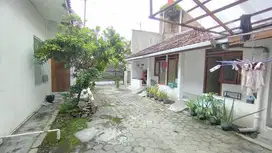 kost murah di jalan menco dekat kampus UMS Surakarta