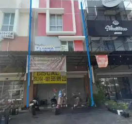 Dijual via lelang Ruko 3 lantai di daerah harapan indah 2 Bekasi