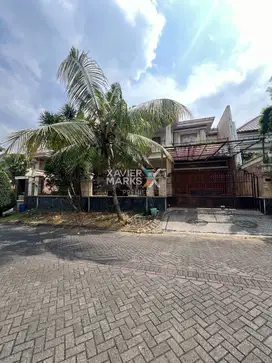 Dijual Rumah Premium di Boulevard Perum Istana Dieng Sukun Kota Malang