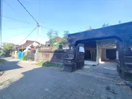 Rumah tinggal lokasi strategis Batubulan Lokasi Jl, Batubulan