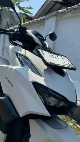 VARIO CBS 2023 PUTIH ELEGAN KM 9 RIBU