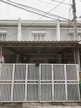 Rumah Cipondoh 2 Lantai Sudah Renovasi