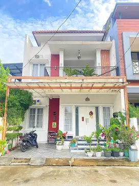 EXCLUSIVE HOUSE FOR SALE CLUSTER NYAMAN & STRATEGIS DI BAMBU APUS