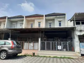 Rumah Baru Gress Minimalis di Kutisari Indah