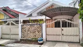 Rumah Darmo Harapan Indah Kosongan, Row 2 Mobil