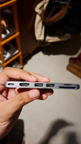 Ugreen usb hub macbook air udah jarang dipake semenjak macbook dijual