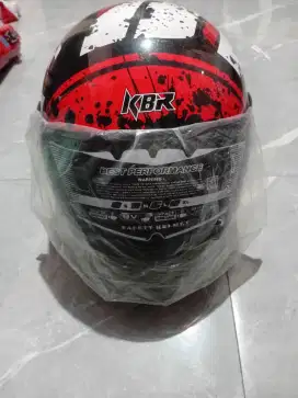 Helm merek KBR baru