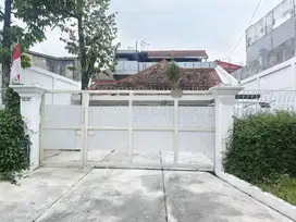 Disewakan Rumah Tengah Kota Lokasi Area Kawi, Klojen Malang
