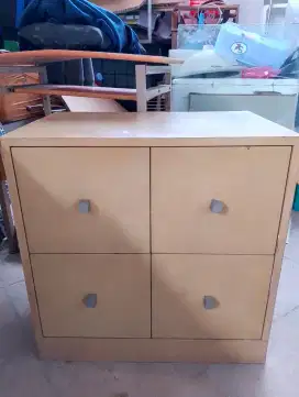 Rak kayu 4 laci