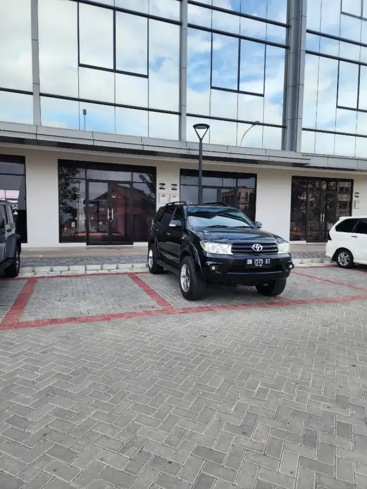 Toyota Fortuner 2008 Bensin