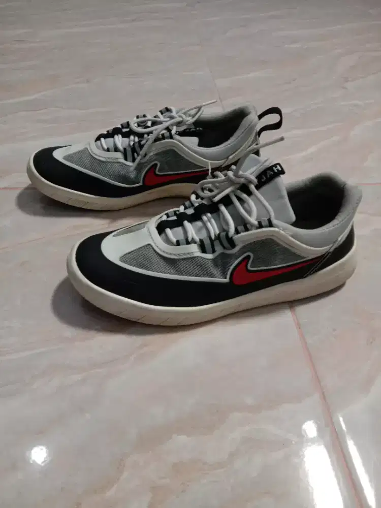Sepatu Nike Second SB Njyah Free 2 Hitam Silver