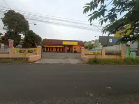 Disewakan Tempat Usaha di Purwokerto, Depan GOR Satria
