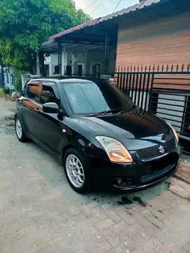 Jual Suzuki Swift ST tahun 2007 transmisi Matic
