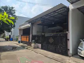 Di sewakan rumah palem talaga bestari tangerang