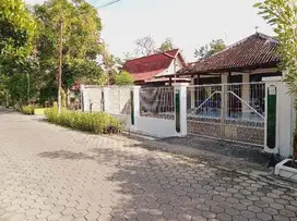 Rumah BESAR dan LUAS di Cepu BLORA