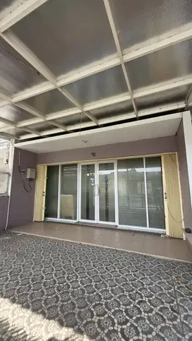 Rumah 2 Lantai Siap Huni Nyaman di Taman Kopo Katapang