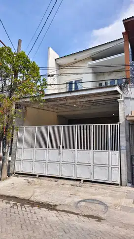Dijual rumah 2 lantai murah lokasi di kutisari utara kec. Tenggilis