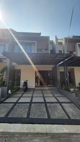 Rumah 2lantai dijual Over Kredit 98JT @Grand Duta City Parung bogor