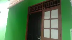 DIKONTRAKKAN RUMAH BELAKANG LUCKY TENNIS