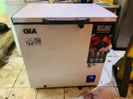 Dijual freezer merk gea 210L