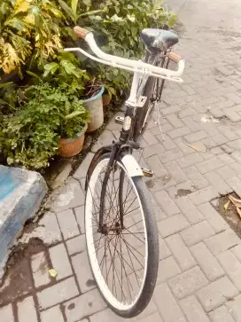 DIJUAL SEPEDAH ONTEL MEREK ROYAL DELUXE