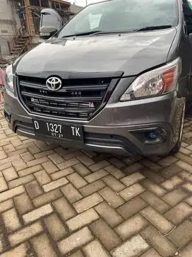 Toyota Kijang Innova 2010 V Diesel matic