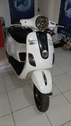 Piagio vespa lx