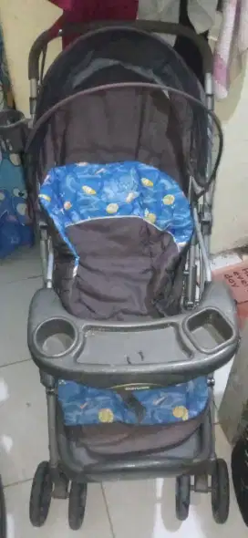 Stroller merk Babydoes