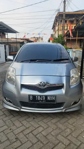 Yaris S Limited A/T 2009