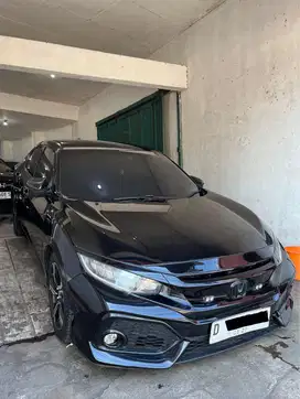 Honda Civic Hatchback 1.5 E CVT