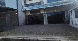 Disewakan Bangunan Komersial Bratang Binangun Surabaya Siap Pakai
