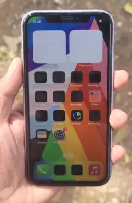 Iphone 11 64gb hp charger