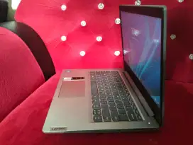 Lenovo Ideapad slim 3 laptop keluaran baru/SSD 512/windows 11 ori