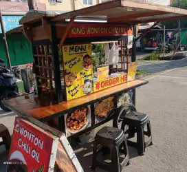 Di butuhkan pegawai jaga lapak Wonton