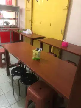 Meja bekas panjang