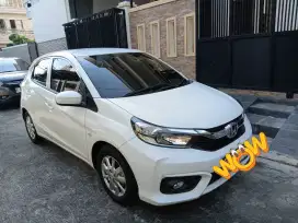 Honda brio satya Ecv 2023 km 8000 Rb  Nama sendri dari baru