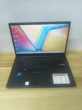 Asus VivoBook Go 14 E1404GA. Intel Core i3 N305. Ram 8gb. Ssd 512gb