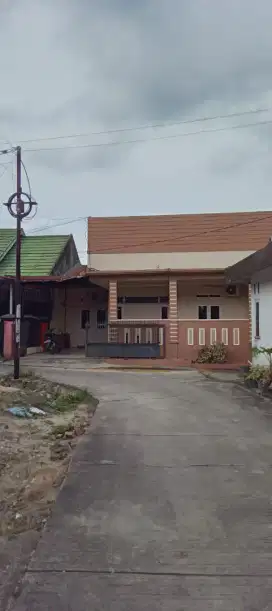 Dikontrakan rumah letak strategis