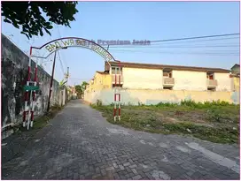 Dekat UGM tanah Premium di jl kaliurang km 4, SHM P unit