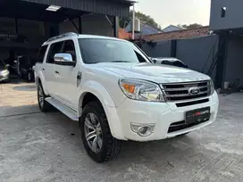[Low KM] Ford Everest XLT 2012 Limited Automatic Full Ors Istimewa