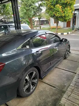 Honda Civic 2016 Bensin