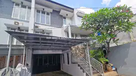 Dijual Rumah Siap Huni Di Town House Cilandak , Lokasi Dekat Tol