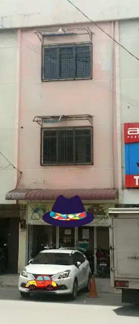 Dijual ruko strategis dekat simpang jalan sutomo