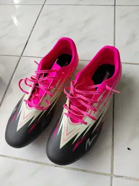 Sepatu Bola Specs Size 44