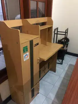Meja belajar olympic bekas