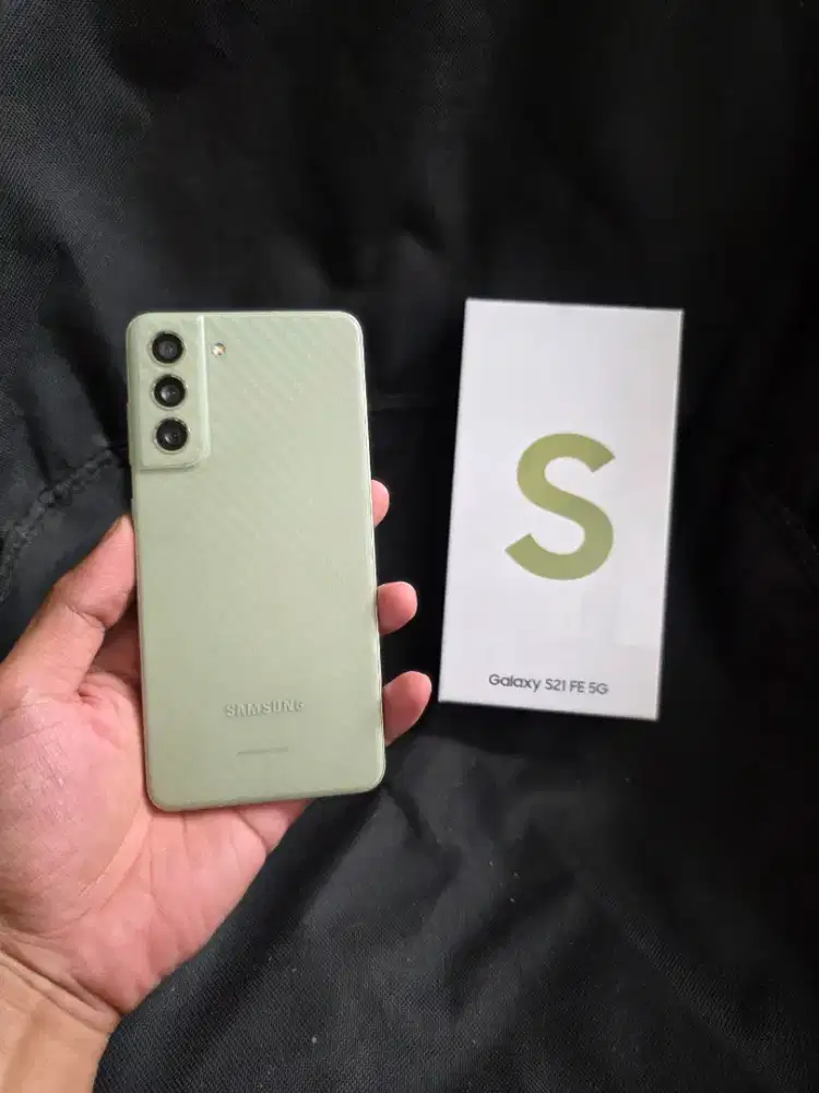 Samsung S21 FE 5G 8/256 Sein Fullset Nominus