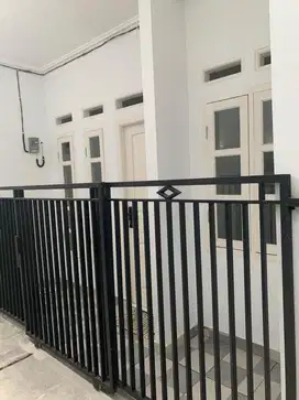 Rumah di kontrakan 2 lantai pasar minggu