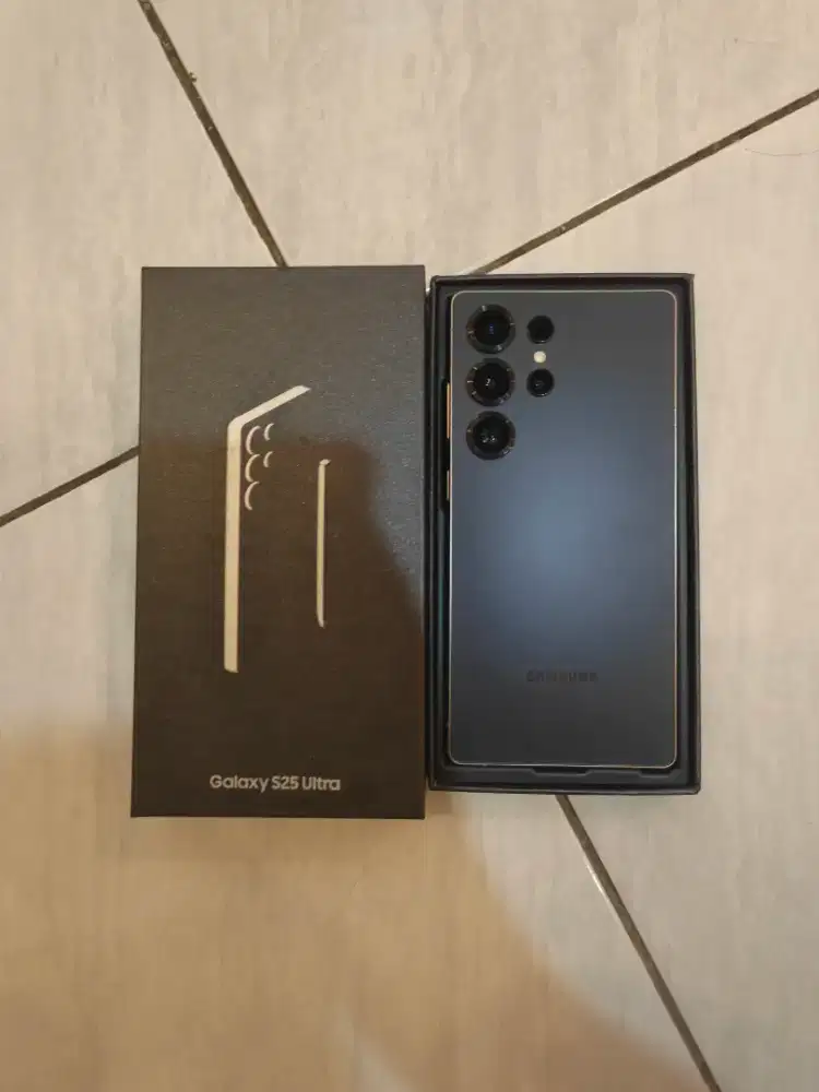 Samsung S25 Ultra 12/512gb sein