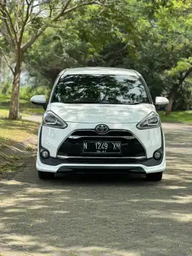 Sienta Q Matic 2016 (DP15JT)